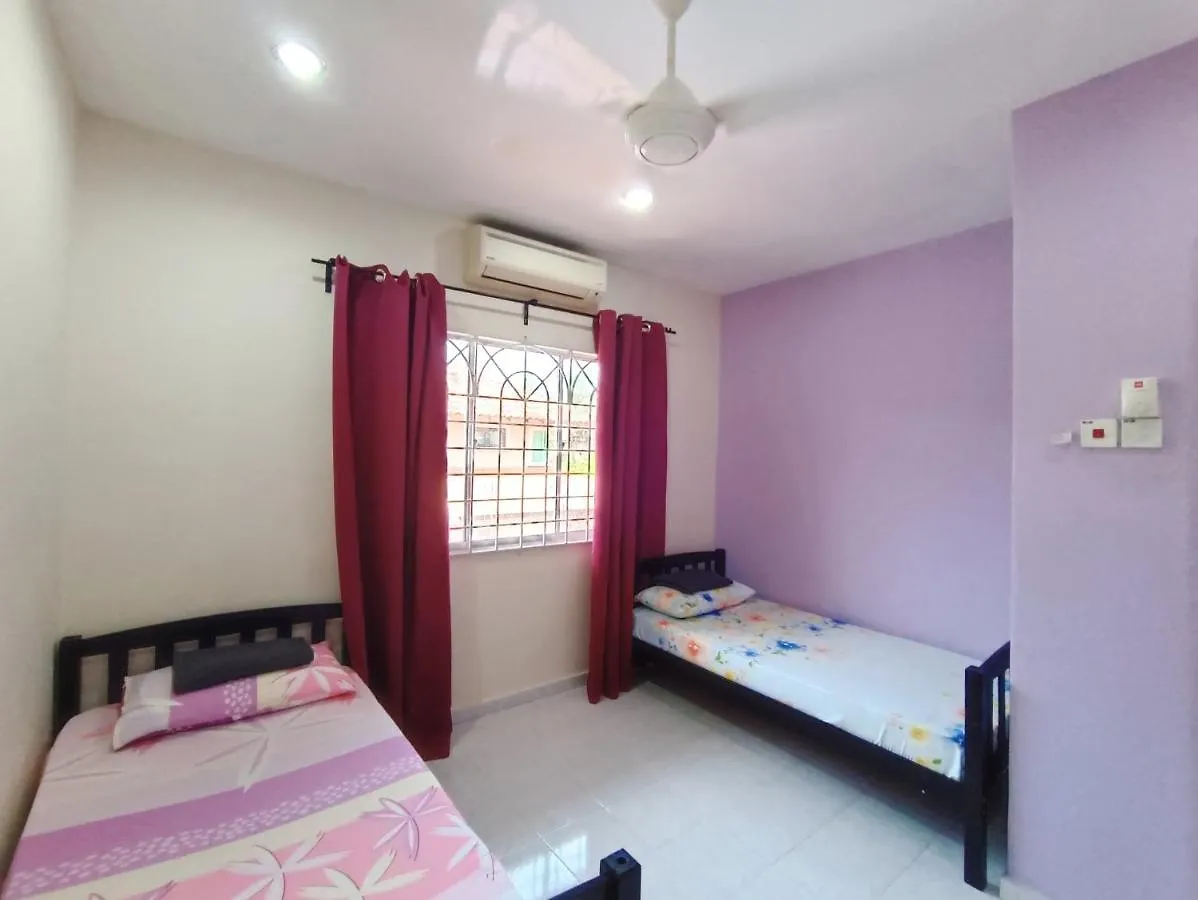 Holiday home Juwita Homestay Bukit Katil - Free Unifi And 15 Minutes To Town Malacca