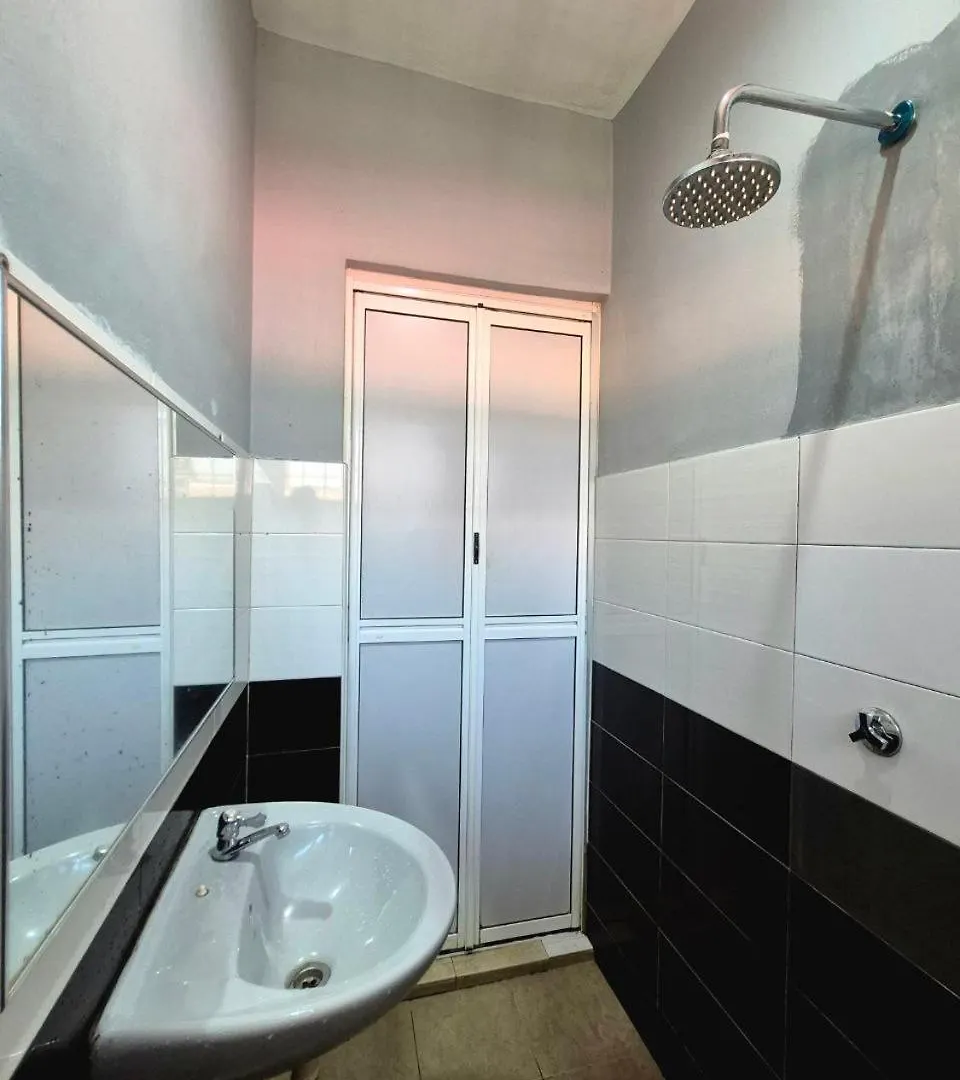 Juwita Homestay Bukit Katil - Free Unifi And 15 Minutes To Town Malacca